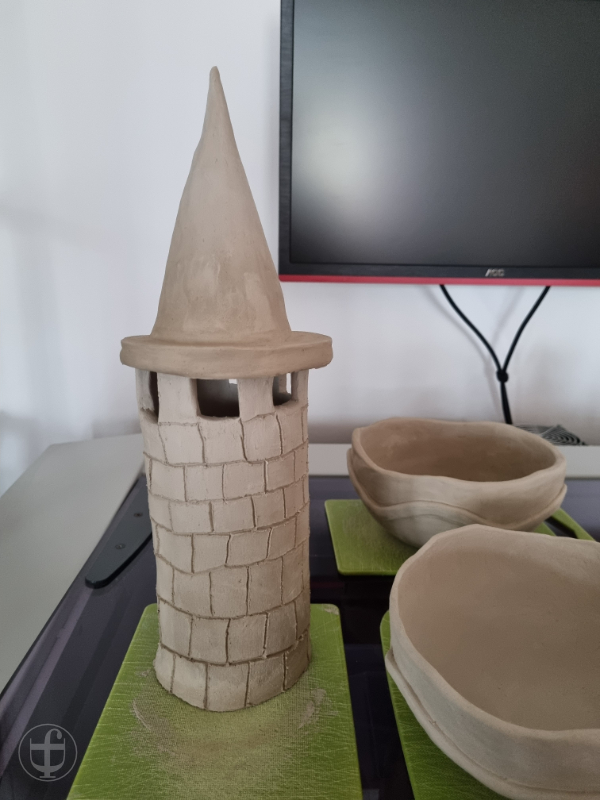 Der Turm ist bereit zum trocknen. Fotografie von Daniela Joss