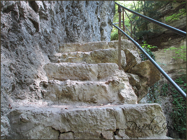 Daniela Joss - Durch die Schlucht der Areuse - Kanton Neuenburg