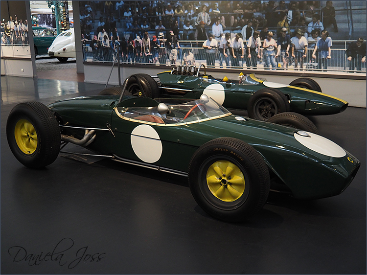 Daniela Joss Cité de l'automobile / Schlumpf-Museum