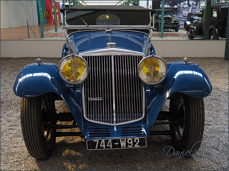 Daniela Joss Cité de l'automobile / Schlumpf-Museum