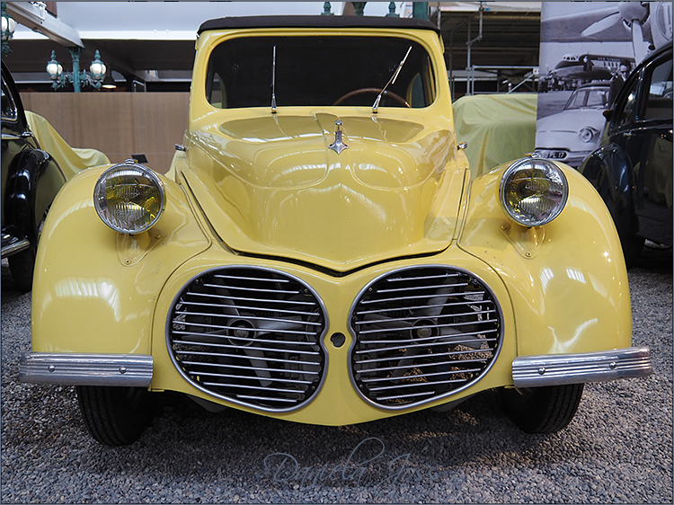Daniela Joss Cité de l'automobile / Schlumpf-Museum