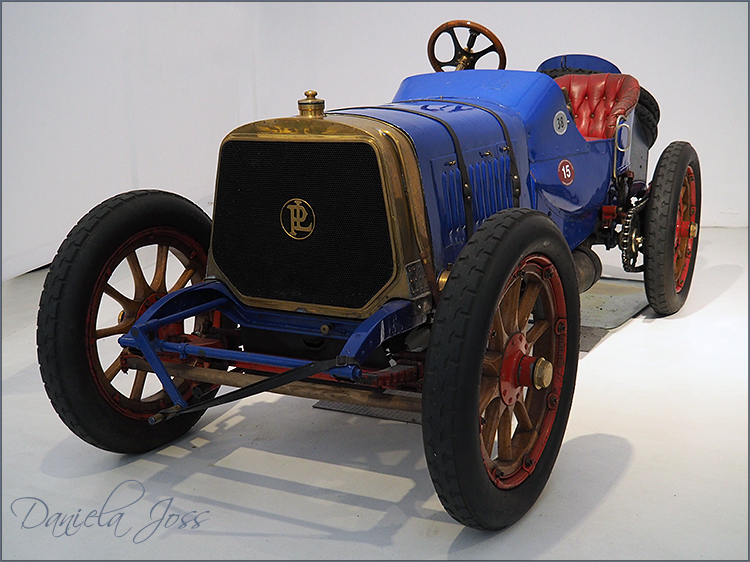 Daniela Joss Cité de l'automobile / Schlumpf-Museum